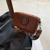Bolsa Pequena Elegante Versátil com Alça Larga para Mulheres 2026 Nova Tendência Estilosa Versátil Bolsa de Ombro Chique Crossbody Pequena Quadrada
