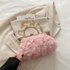 Bolso de Noche Flor Estéreo de Gasa Color Champaña Bolso Cheongsam para Dama Bolso para Vestido Hecho a Mano Bolso con Cadena Decorativa Bolso de Mano