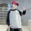 Roupa Infantil Suéter Grosso de Inverno para Meninos 2025 Novo Estilo para Crianças Mais Velhas Outono e Inverno Camiseta Básica de Tricô de Inverno para Meninos