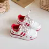 Tenis Infantiles, Zapatos Blancos para Estudiantes, Nuevos Zapatos Deportivos Versátiles para Niñas Primavera 2026, Zapatos Casuales Transpirables para Niños