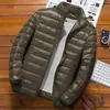 Chaqueta Ligera de Algodón con Relleno de Algodón Corta para Hombre 2023 Otoño e Invierno Nueva Moda Coreana Cuello Elegante Juventud Chaqueta Ultradelgada