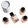 El Perfume Femenino OE es un producto superventas a través de fronteras, una sensación de internet fresca y moderna, con fragancia de larga duración de una marca famosa.. Hay muestras al por mayor disponibles para comercio exterior