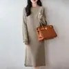 Elegante vestido de tricô de lã pura com gola redonda e espessura para mulheres, outono e inverno, canelado, fenda lateral, comprimento médio, acima do joelho, vestido interno