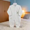 Macacão Novo para Bebê Outono 2026 73-90 Algodão Sem Costura Manga Longa Bordado de Desenho Macacão de Bebê Roupa para Engatinhar