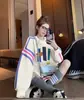 2024 Súper Caliente Línea Grafiti Suelto Cuello Redondo Sudadera para Mujer Estilo Simple Estilo Occidental Letra Largo Medio Aspecto Delgado Top de Moda
