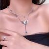Collar de mariposa de verano para mujer, cadena de clavícula con cuentas de alta gama, collar apilado de doble capa, collar elegante a la moda que combina con todo.