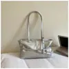 Bolsa Tote Simples, Casual, Estilosa, de Grande Capacidade, Nova para o Verão 2026, Moda para o Dia a Dia, Texturizada, de Ombro Único, para Usar sob o Braço, para Mulheres