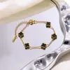 Pulsera de Trébol de Cuatro Hojas de 9 mm Superventas Transfronterizo Acero de Titanio 18K Moderna al por Mayor Adornos Europeos y Americanos para Mujer Nicho Lujo Ligero Sensación de Alta Gama