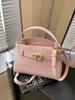 Bolso Kelly Transfronterizo para Mujer 2024 Nuevo Niche Texturizado Retro Hebilla Metálica Bolso de Hombro para Viajero Versátil Bolso Cruzado