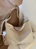 Bolso tote retro minimalista elegante nuevo 2026, bolso de hombro de gran capacidad para el trabajo y los desplazamientos, bolso casual estilo coreano para llevar debajo del brazo