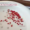 Mini Diamantes de Imitación Rojos K9 para Uñas con Bordes Biselados, Diamantes Irregulares Rojos de Fondo Plano para Uñas de Año Nuevo, Paquete Mixto