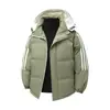 Nueva Chaqueta de Algodón Engrosada para Hombre Otoño e Invierno 2026, Abrigo de Algodón Casual Holgado de Marca de Moda, Chaqueta a Prueba de Frío de Color Sólido con Tres Rayas para Hombre