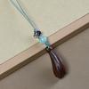 Cadena para teléfono móvil con magnolia tallada en sándalo, accesorio colgante pequeño, llavero de estilo nacional, accesorios de literatura vintage para jugar.