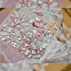 Pegatinas populares para uñas estilo ballet, estilo ins, lazo de encaje dulce, fresa en relieve, accesorios de uñas portátiles para bricolaje