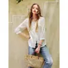 Camisa branca estilo francês com decote V para mulheres para o início do outono, novo modelo de outono 2026, acabamento em renda, detalhe de amarração, mistura de linho, top leve