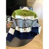 Design color-block estilo coreano, cardigã de tricô listrado contrastante para mulheres, nova coleção outono/inverno, tricô curto casual e retrô