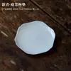Bandeja de Cerâmica Verde Sombra Embossada Feita à Mão Bandeja para Gaiwan Conjunto de Chá Kung Fu Celadon Xícara do Anfitrião Xícara de Degustação Xícara de Chá Xícara da Feira