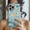 Funda de Teléfono Estampada con Estrellas Cielo Azul y Nubes Blancas Curativas iPhone16/17Pro Funda de Película Ultra Delgada Apple 18Pm