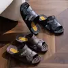 Sandalias Casuales de Goma para Hombre Verano 2026 con Suelas Gruesas Transparentes, Chanclas para Hombre del Mercado de Playa Vietnamita