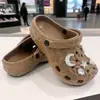 Fabricante Direto Babuche Tamancos, Leve EVA Solado Grosso Respirável Sapatos para Interior Exterior Praia