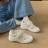 Zapatillas de ballet de moda para mujer que aumentan la altura, nuevos zapatos Mary Jane deportivos casuales versátiles de velcro 2026