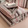 Colcha de Verano de Algodón Puro con Patrón de Concha de Puntada Triangular Grado A Materno e Infantil Popular de Algodón Esponjoso Dibujos Animados Doble Capa de Gasa Juego de 4 Piezas