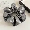 Scrunchie Brilhante Color-Blocking Doce-Cool de Alta Qualidade Estilo Coreano para Penteados de Coque Únicos, Prendedor de Rabo de Cavalo, Acessório de Cabelo