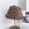 Sombrero de Cubo Estilo Perezoso con Borde Enrollado y Pliegues para Mujer, Sombrero de Pescador Elegante y Versátil para Invierno, Cálido y Resistente al Frío, Sombrero de Cubo de Color Sólido