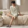 Novo Conjunto de Pijama Masculino de Seda Gelada de Verão, Simples e Moderno, Duas Peças de Manga Curta e Shorts Que Podem Ser Usados Fora, Atacado