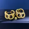 Brincos CE Yang Caiyu com Corrente Torcida de Zircônia Cravejada de Diamantes para Mulheres Estilo Francês Versátil Fivela de Orelha de Metal