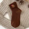 Calcetines de Navidad personalizables para mujer, calcetines de algodón lindos de caña media para otoño e invierno, calcetines gruesos lindos estilo japonés con bordado de dibujos animados
