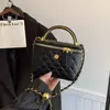 Bolso Cubo de Moda Portátil Vintage para Mujer 2026 Nuevo Estilo Bolso de Hombro Acolchado con Cadena Estilo Chanel Bolso Cruzado Versátil