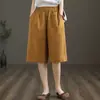 Calça cinco pontos de algodão e linho feminina fina para usar por cima shorts verão 2025 nova mãe plus size roupas femininas calça pantalona sete pontos