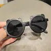 Gafas de sol plegables para niños, bonitas gafas de sol anti-UV para bebés, modernas y modernas gafas de sol para niños y niñas.