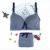 Conjunto de Sujetador Push-Up Pequeño de Encaje a Cuadros Fino Anti-Flacidez para Estudiantes de Preparatoria y Universidad