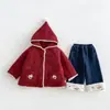 Chaqueta de algodón bordada con conejito para niñas, nueva colección de invierno 2026, linda prenda exterior acolchada para bebés, chaqueta de algodón para niños, zdw6633