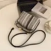 Tendencia de Moda 2026 Diseño Rayado Bolso Pequeño Cuadrado Tejido de Paja de un Solo Hombro Elegante Bolso Tejido de Gran Capacidad para Viajes Diarios para Mujeres
