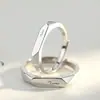 Anel de Casal I Love You Italiano para Homens e Mulheres Um Par de Anéis Abertos na Ponta do Dedo Anel Elegante Simples com Gravação Plana