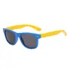 Gafas de Sol para Niños Estilo Nuevo Clavo de Arroz Moda Gafas de Sol para Hombres y Mujeres Listas para la Venta Al Por Mayor Gafas de Plástico para Niños