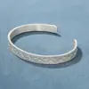 Diseño de nicho estilo japonés, pulsera versátil de plata de ley 925 con grabado de patrón de vid floral y plantas, brazalete abierto apilable