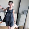 Conjunto de Verão para Meninas 2025 Moda Estilo Coreano para Meninas Estilo Infantil Médio e Grande Colete Listrado nas Costas com Laço Shorts