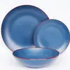 Plato de gres esmaltado azul oscuro mate
