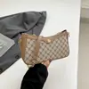Bolso Femenino de Moda Estampado Vintage para Viajes 2025 Nuevo Diseño de Nicho Cadena de Color Contrastante Bolso de Hombro Cruzado