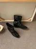 []Coleção outono/inverno 2026: bico quadrado, com salto interno, estilo europeu e americano, botas plissadas de cano médio, botas da moda