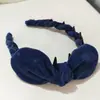 Diadema Gruesa de Terciopelo Sólido y Versátil con Dientes para Mujer, Diadema Reversible de Punta Alta Retorcida para Otoño e Invierno