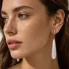 Moda y elegancia, clips para orejas largos de circón y perla sin perforación, pendientes de espiral retro de lujo ligero, sin dolor