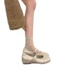 Zapatos Mary Jane con Lazo de Encaje Francés para Niñas 2026 Nuevo Otoño Zapatos Individuales Plateados Suela Suave Zapatos de Ballet de Cuero