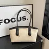 Bolsa Grande de Aparência Sofisticada Estilo Retrô para Mulheres, Nova Bolsa de Ombro para o Outono e Inverno de 2025, Bolsa de Mão Tote