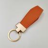 Novo Chaveiro Minimalista em Forma de T para Homens e Mulheres, Pingente Criativo de Cordão de Couro para Chaveiro de Carro, Chaveiro Personalizado Moderno