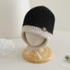 Chapéu de Lã Infantil para Outono e Inverno, Chapéu Tricotado Fofo e Quente com Pompom de Lã para Crianças de 2 a 5 Anos, Chapéu Versátil com Proteção de Orelha com Botão